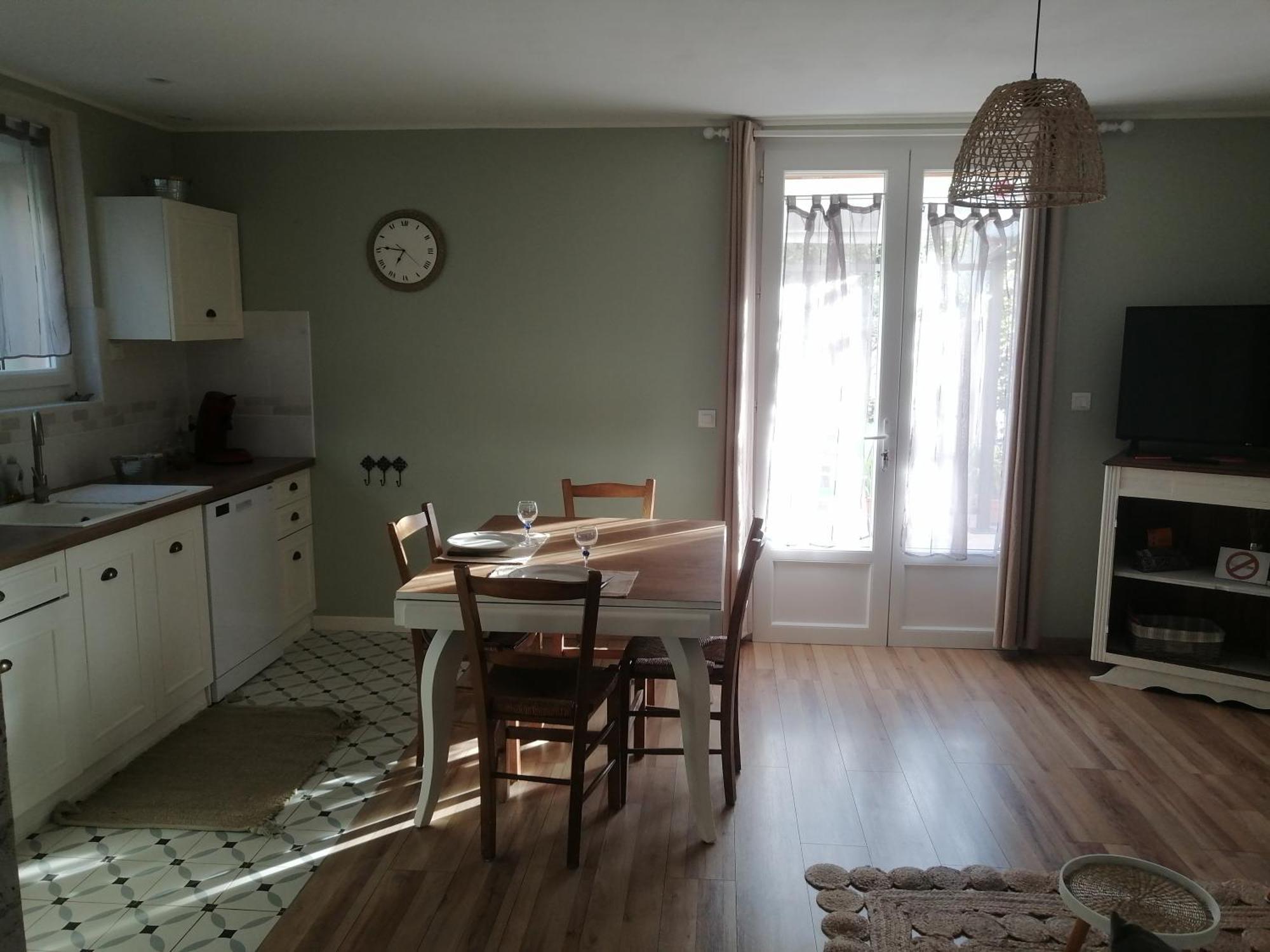 La Maison De 6Fran Appartement 2 Chaleureux Et Calme Ambiance Familiale Valros المظهر الخارجي الصورة